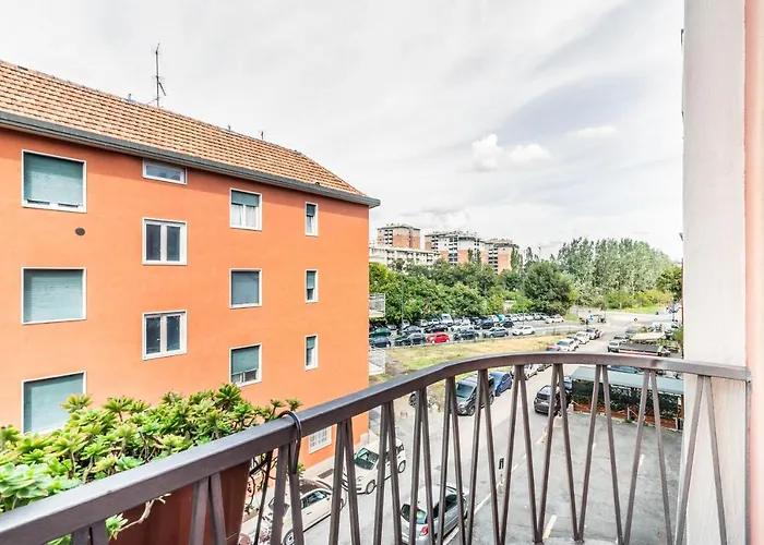 Milan - Bocconi E Navigli - Spacious 3Br Apartment 95 M - Free Parking